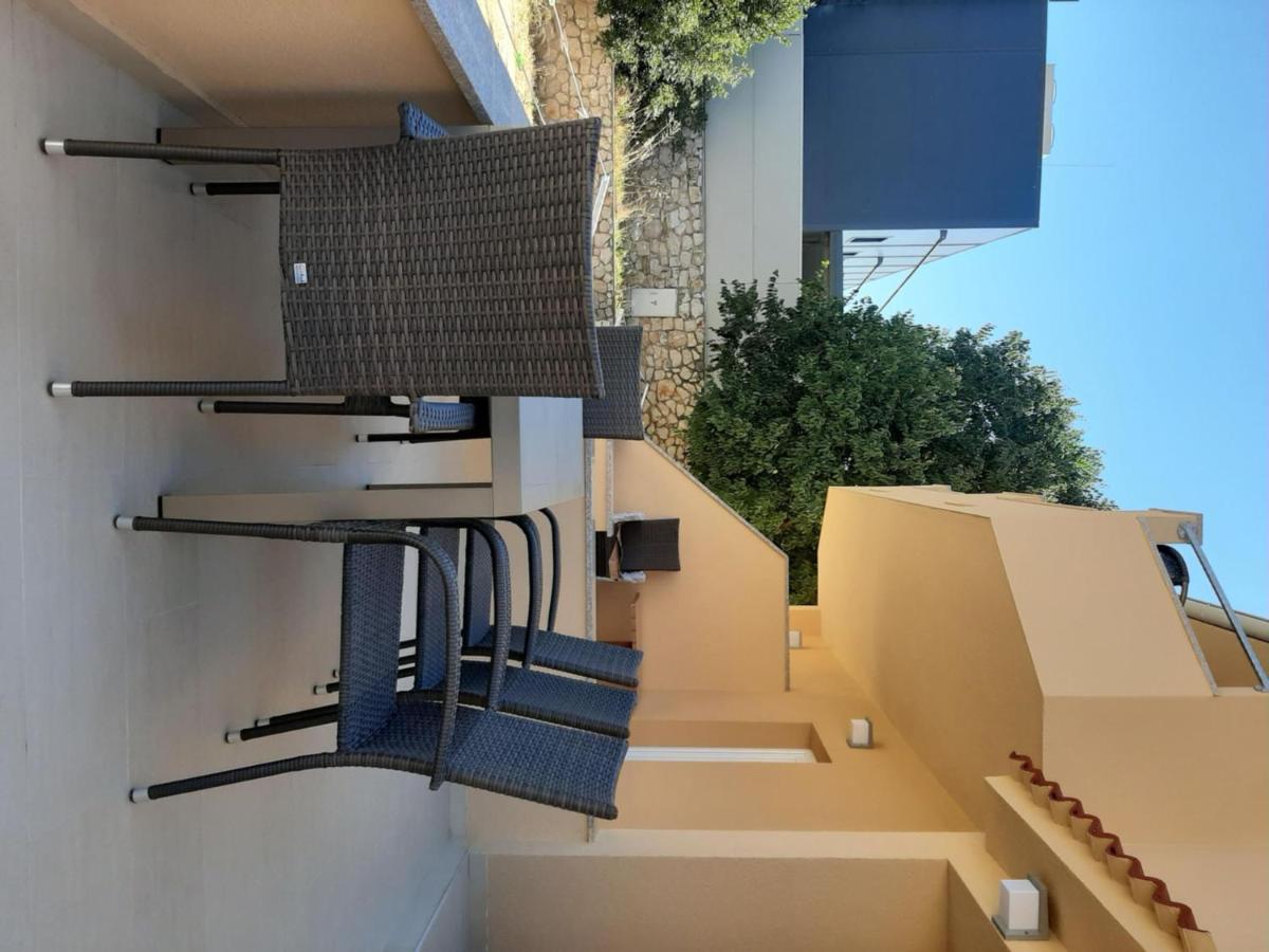 Apartments Edo Новаля Екстериор снимка